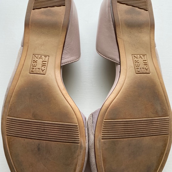 Naturalizer Suede Leather Flat - Picture 7 of 11